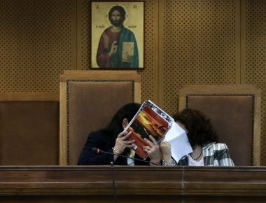 Με σύμφωνη γνώμη Εισαγγελέα και Ανακριτή προφυλακιστέοι και οι 18 κατηγορούμενοι για τη διακίνηση μεταναστών στην Κρήτη